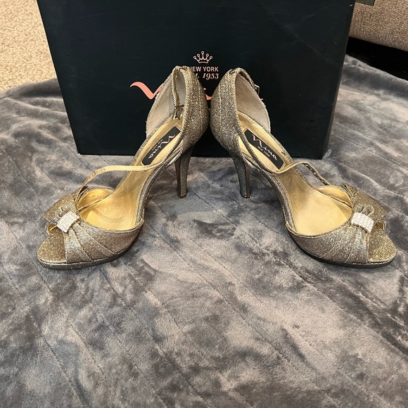 Nina Platino Bliss stilettos gold/black glitter mesh, rhinestones size 7 - Picture 7 of 8